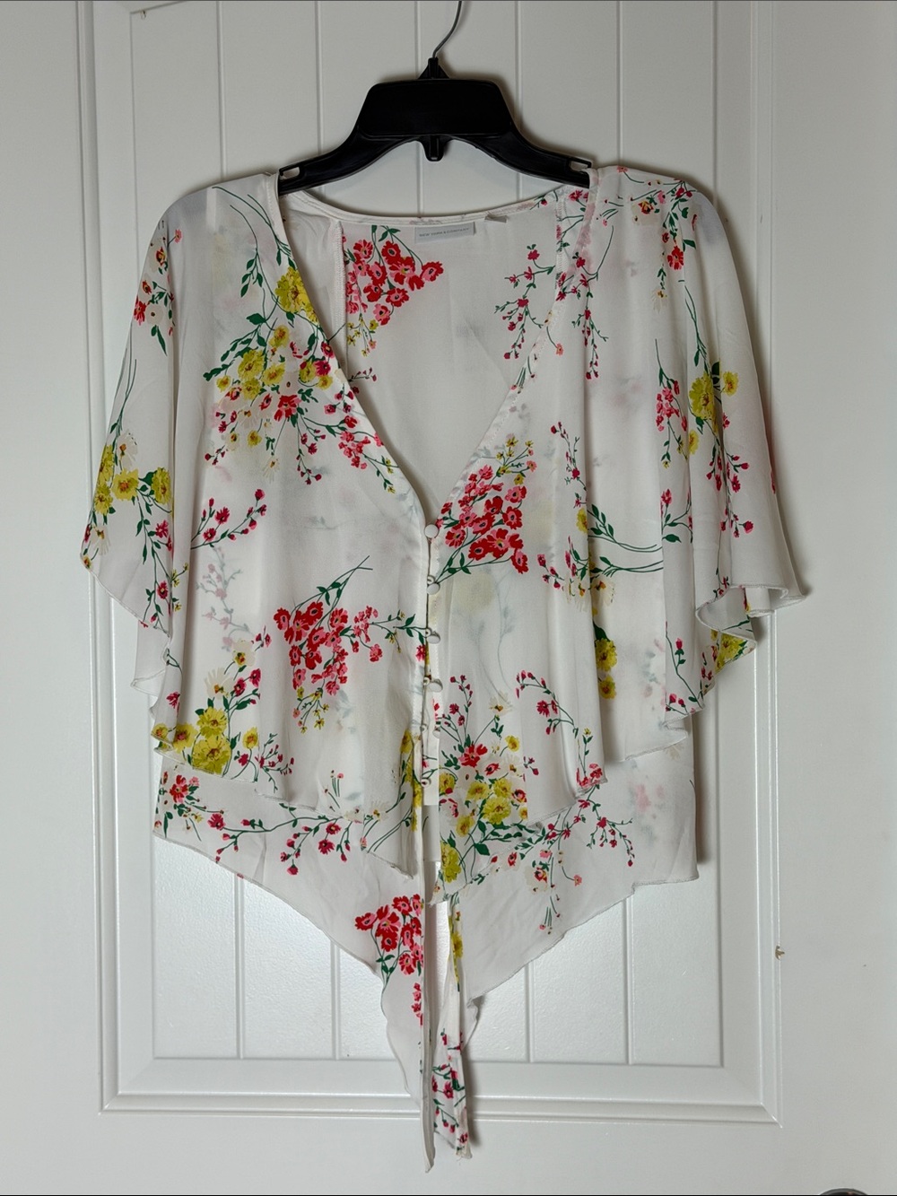 New York & Company White Floral Tie-Front Flutter Blouse